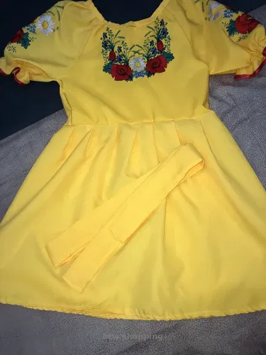 Продам сукню для дівчинки 9-10 рочків