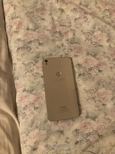 Телефон Alcatel SHIHE