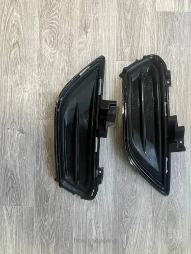 Заглушка противотуманной фары правая Ford Fusion 2013-2016