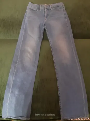 Продам джинсы фирмы Lee