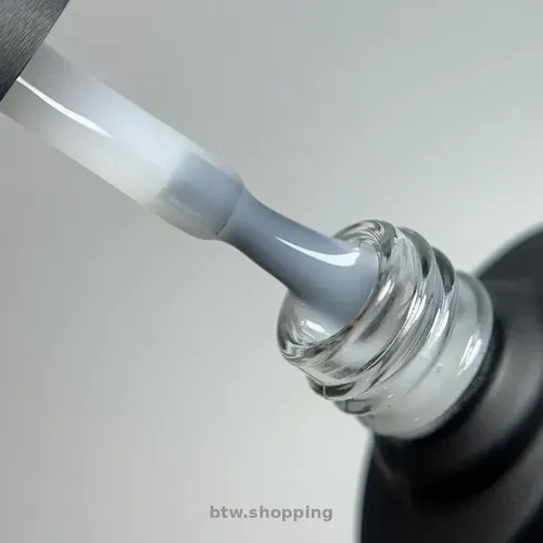 Трендовий Фініш: Молочний Топ для нігтів Izzy Milk Top 10мл