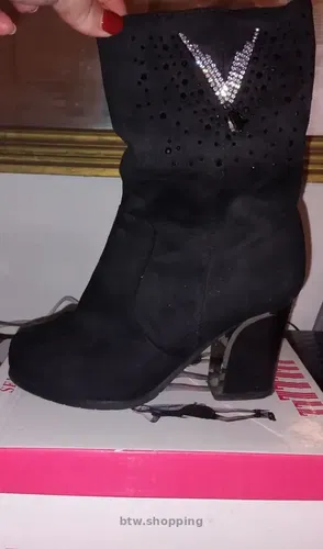 Сапожки жіночі 36 розміру