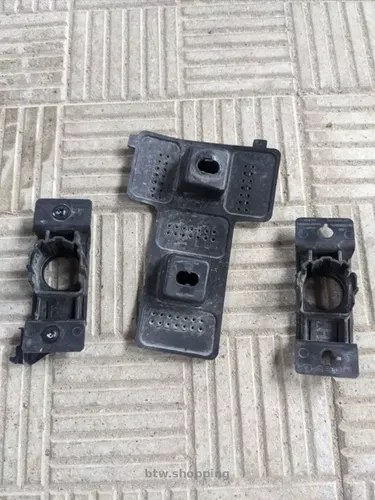 Кріплення парктроніків переднього бампера Kia Niro 22-24