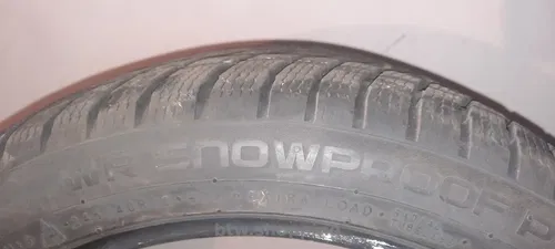 Продам резину зимню 245/45R18