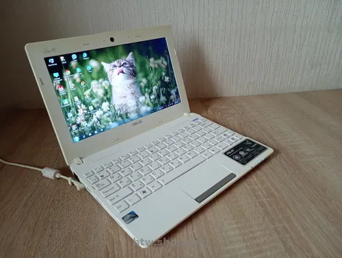 Ультра лёгкий Нетбук(Ноутбук) 10.1'LED ASUS 4 ядра Wi Fi 320 Гб HDMI