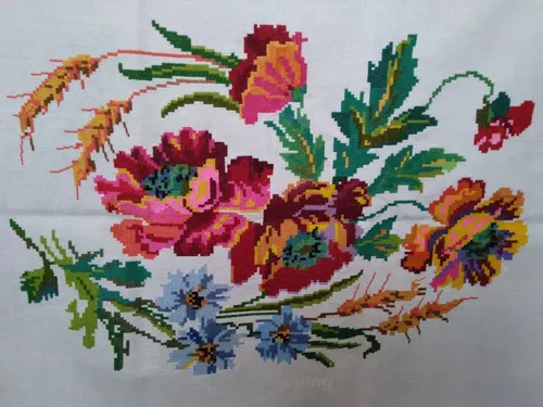 Вишитий   букет  квітів