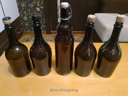 Бутылки из шампанского