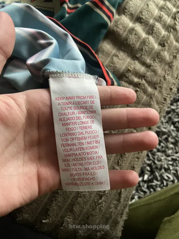 Футболка - btw.shopping