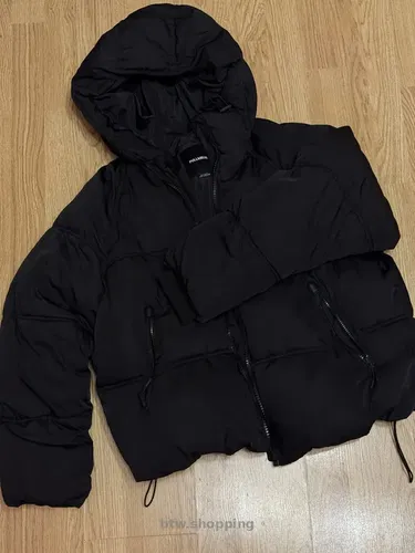 Куртка жіноча pull&bear