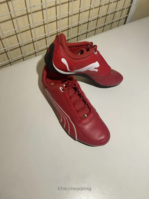 Кросівки - btw.shopping