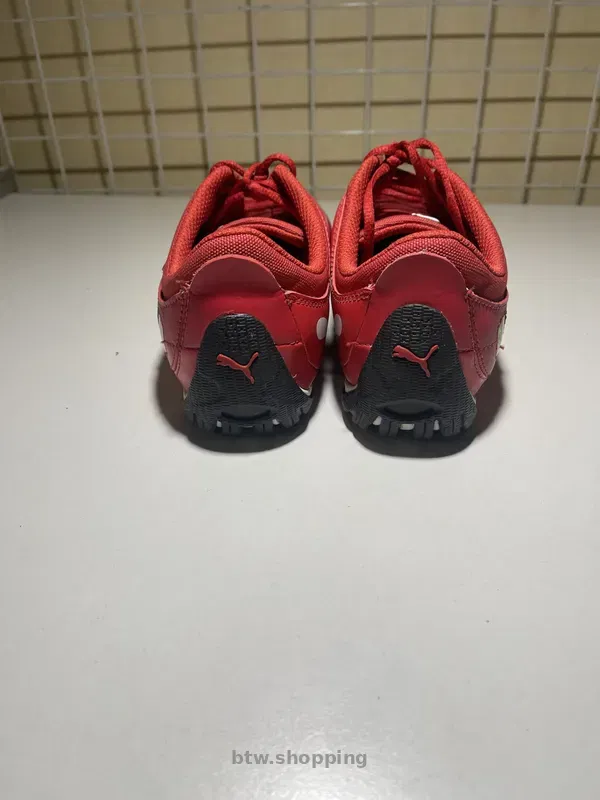 Кросівки - btw.shopping