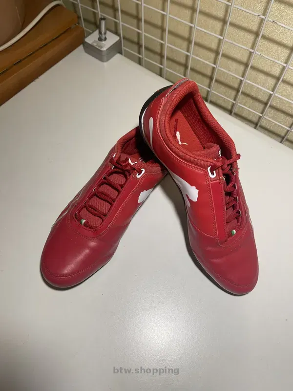 Кросівки - btw.shopping