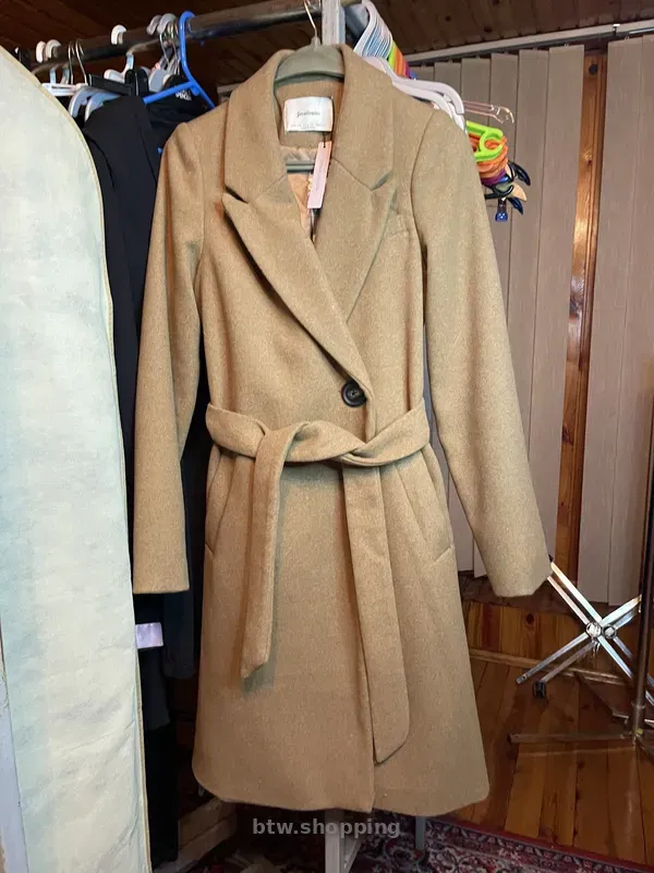 Пальто нове коричневе від stradivarius розмір: xs, - btw.shopping