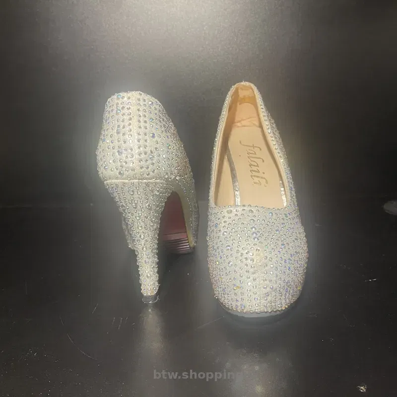 Туфлі свадебные/вечерние с стразами крем/айвори 35 р - btw.shopping