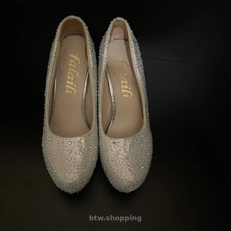 Туфлі свадебные/вечерние с стразами крем/айвори 35 р - btw.shopping