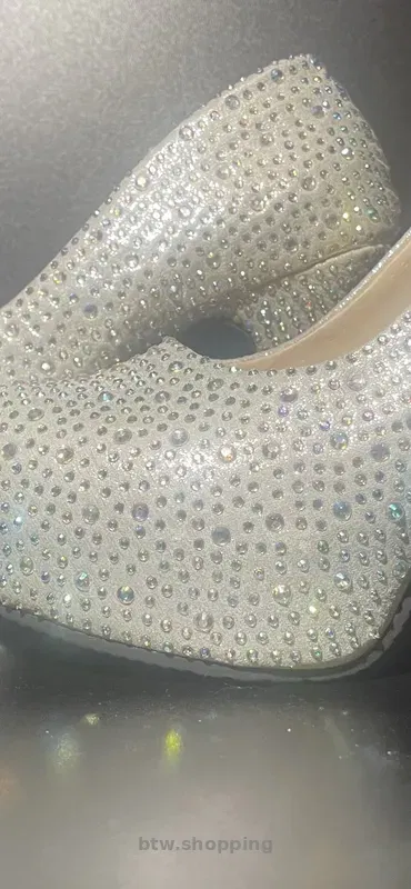 Туфлі свадебные/вечерние с стразами крем/айвори 35 р - btw.shopping