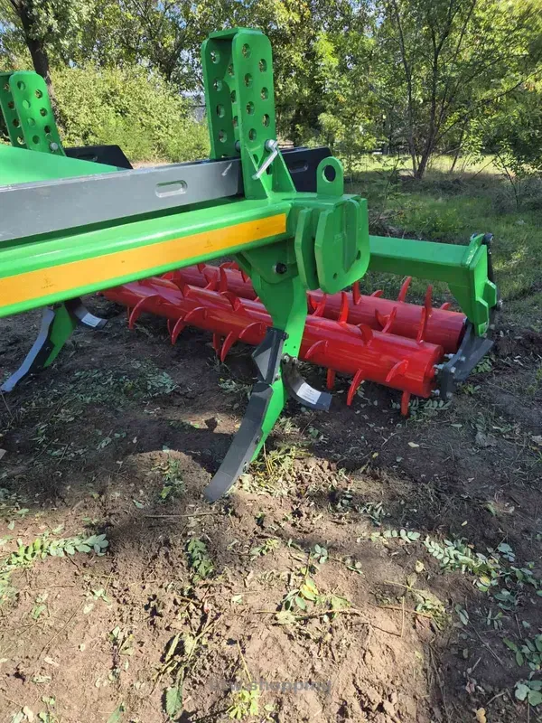 Глибокорозпушувач (Глубокорыхлитель) для трактора МТЗ , ЮМЗ - btw.shopping