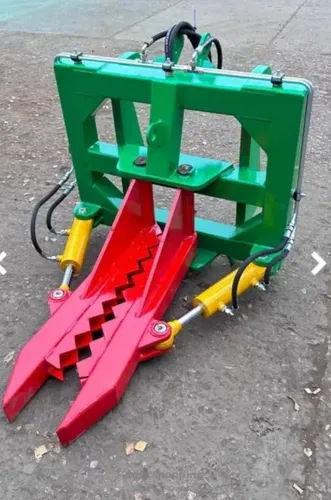 Викорчовувач пнів. Корчувальник пнів