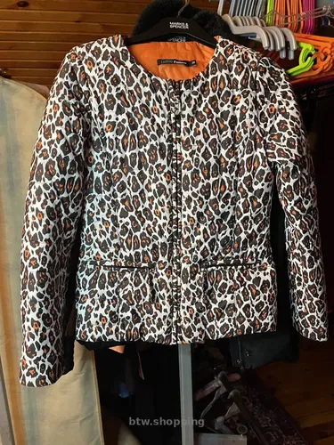 Куртка з леопардовим спринтом  marks & spencer и befree fashion