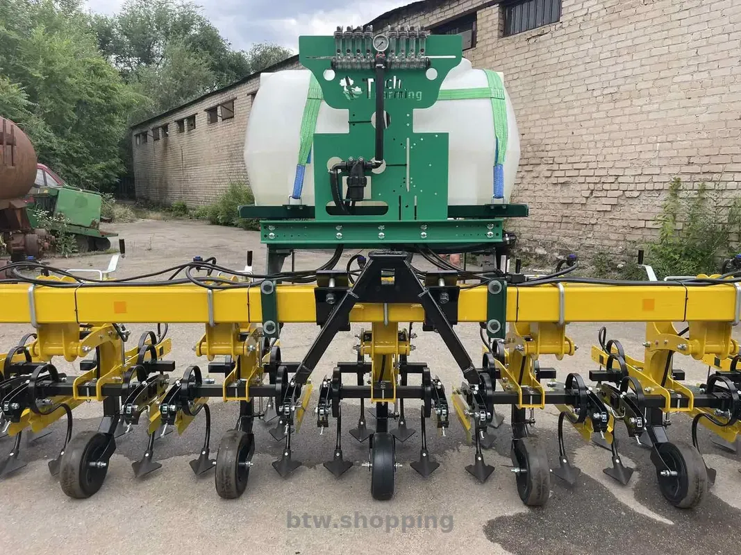Прополочний культиватор КРН 5.6м з бочкою для рідких добрив - btw.shopping