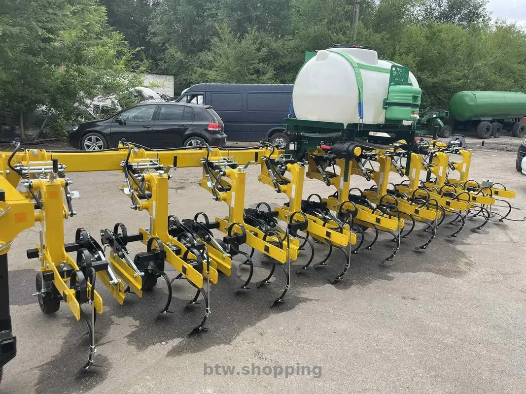 Прополочний культиватор КРН 5.6м з бочкою для рідких добрив - btw.shopping