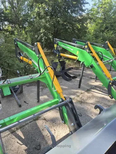 Швидкоз'ємний фронтальний навантажувач LoadPro