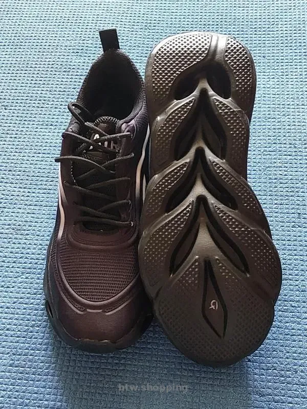 Модні спортивні кросівки р.40 - btw.shopping