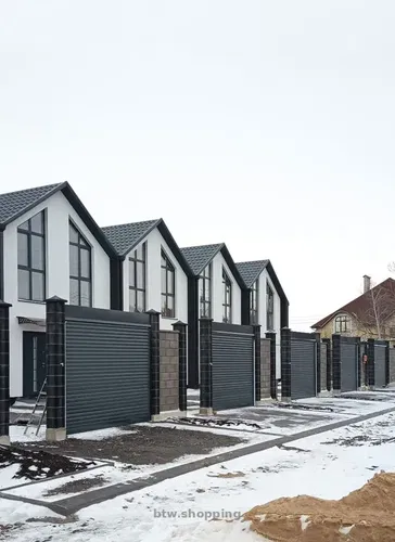 Продам ТАУНХАУСИ в с. Ліски від забудовникам без комісії