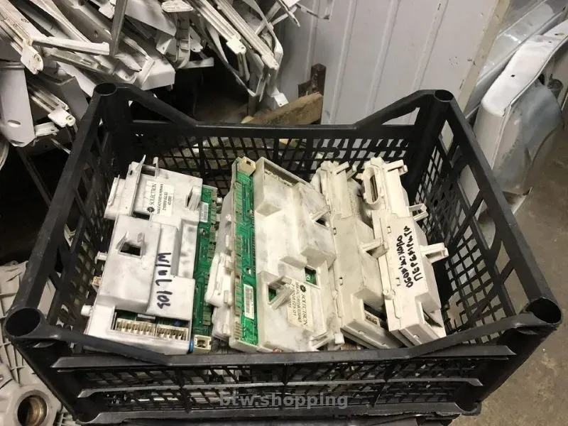 Продаємо нові та вживані запчастини до пральних машин - btw.shopping