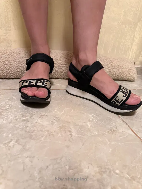 Сандалі Pepe Jeans - btw.shopping