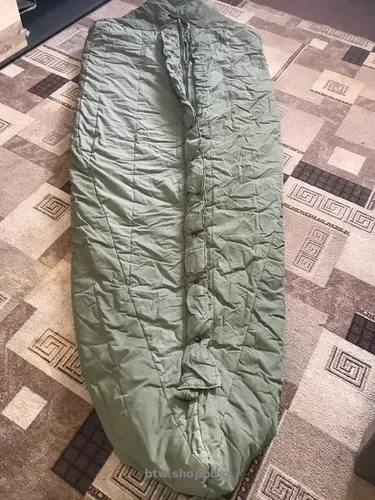 Оливковый спальный зимний мешок
