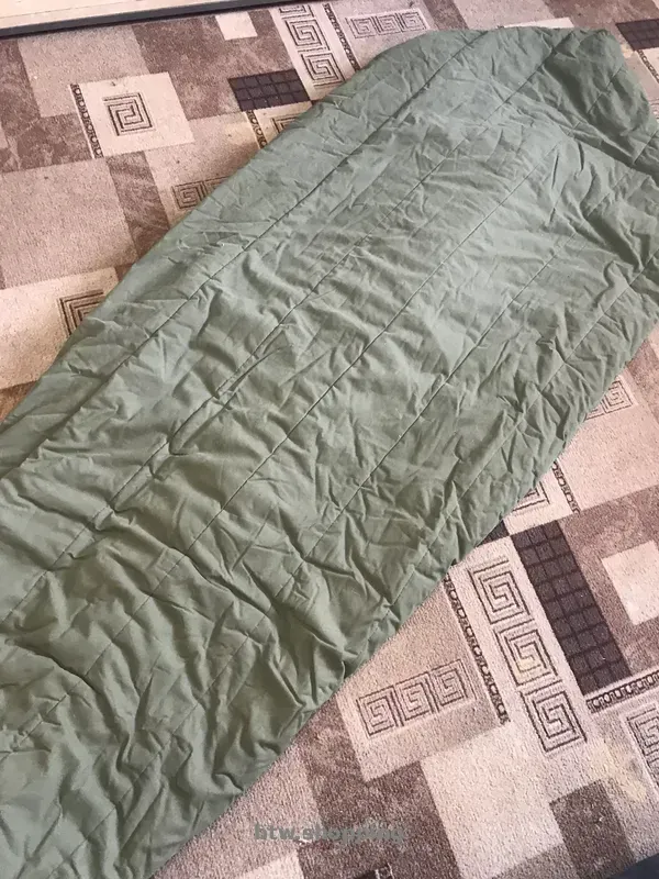 Оливковый спальный зимний мешок - btw.shopping