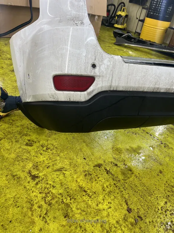 Продам задній  бампер jeep grand cherokee wk2 - btw.shopping