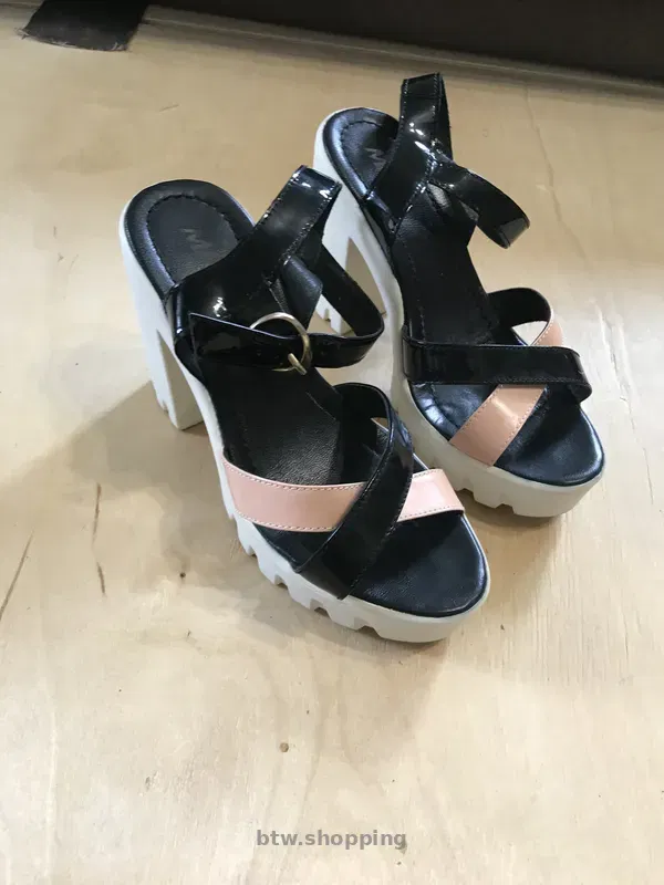 MIDA босоножки на платформе - btw.shopping