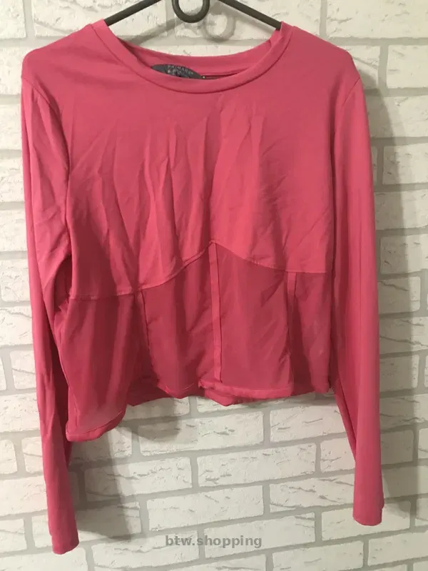 Кроп-топ длинная футболка - btw.shopping