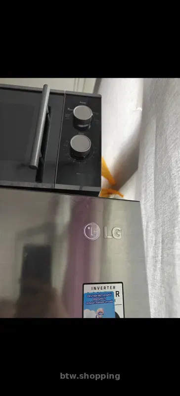 Кухня з технікою 2,5м+0,7м вітрина+0,6м холодильник, ОСОКОРКИ - btw.shopping