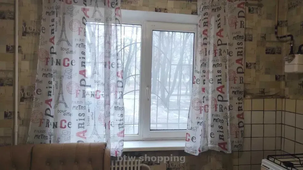 1 - комн. 38,5 м. кв. Чешка, ж/м Тополь-3. Состояние жилое, Cвободная. - btw.shopping