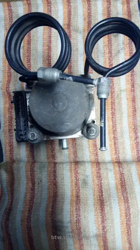 Блок насос ABS Mitsubishi Colt Smart Forfour A4544200975 MN116161 - btw.shopping