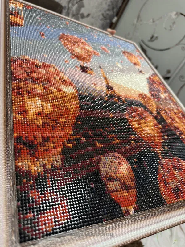 Картина алмазною мозаїкою “Повітряні кулі над Парижем” - btw.shopping