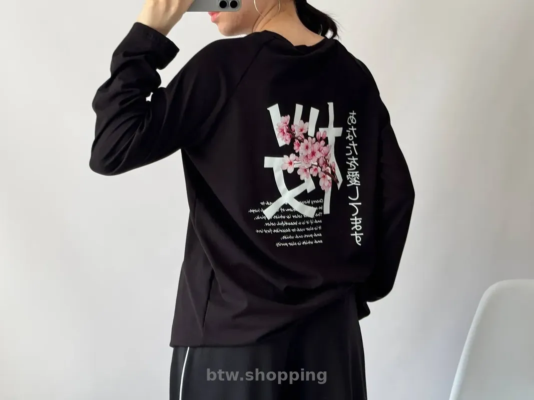 жіночий лонгслів - btw.shopping