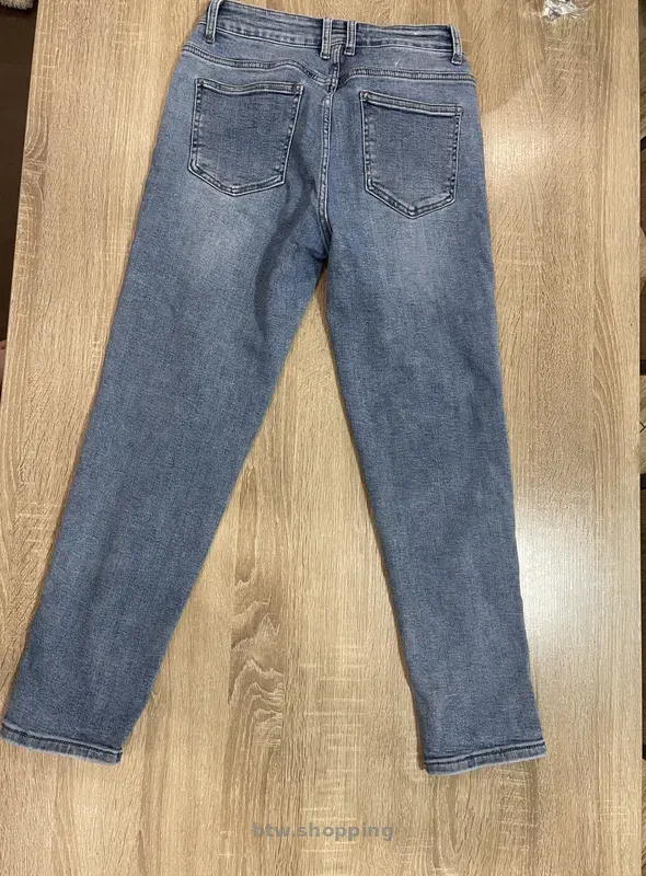 Джинсы и свитер в подарок - btw.shopping