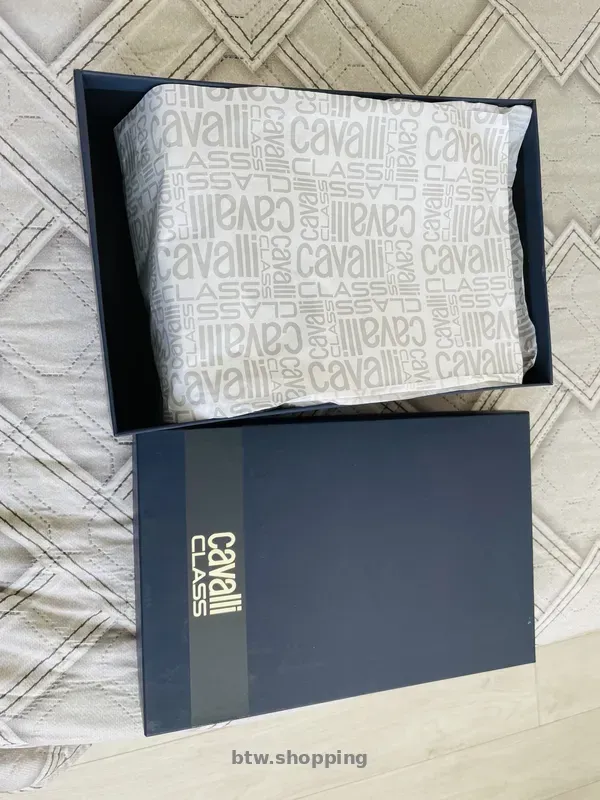 Жіночі кросівки,Roberto Cavalli  р.36;37 - btw.shopping
