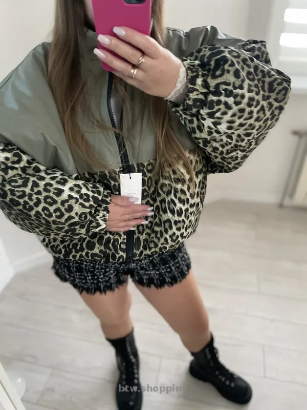 Жіночий Бомбер Onesize - btw.shopping