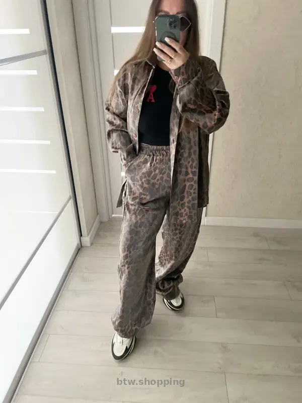 Жіночий костюм 42/44;46/48;50/52 - btw.shopping