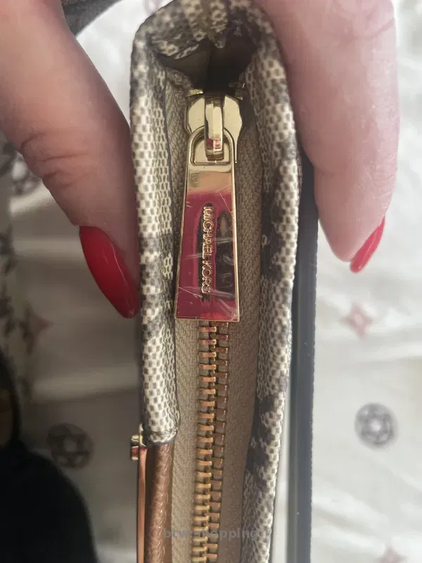 Жіноча поясна сумка Michael Kors розмір s/m - btw.shopping