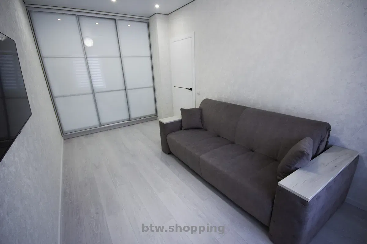 Аренда новой 1-ком.квартиры на Таирова, ЖК Виа Рома, Одесса. - btw.shopping