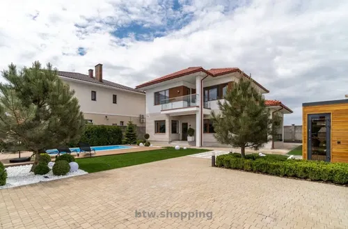 Аренда нового дизайнерского дома в кооперативе Дайберг , бассейн