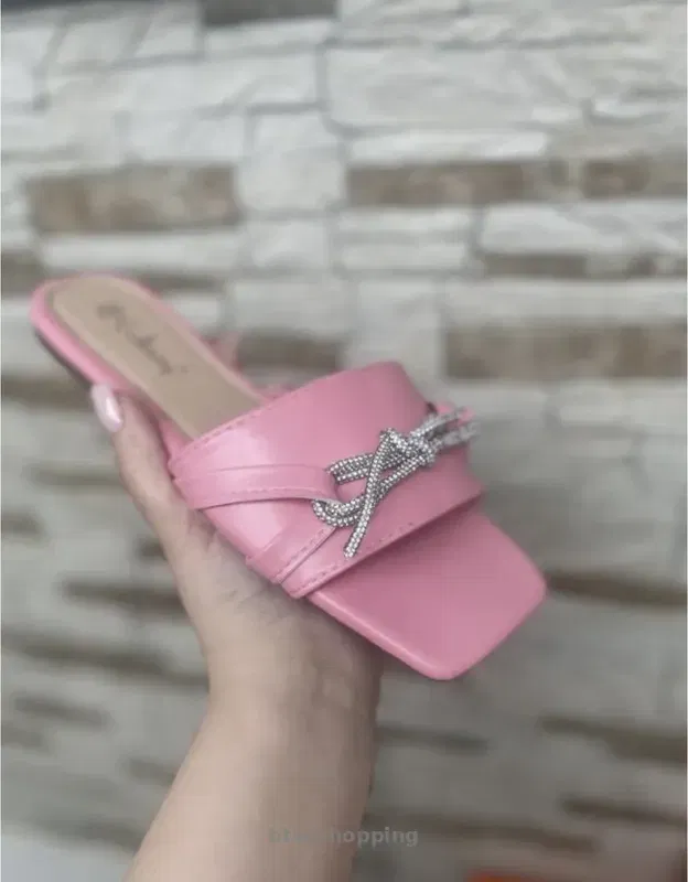 Шльопанці жіночі - btw.shopping