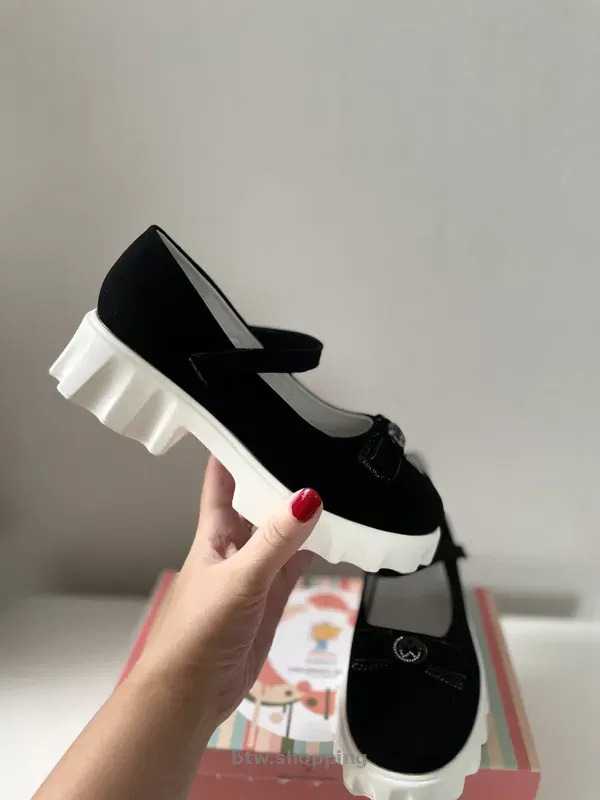 Туфлі дитячі , р36-23см - btw.shopping