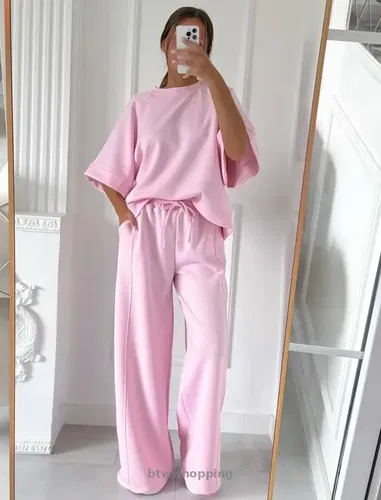 Стильний костюм